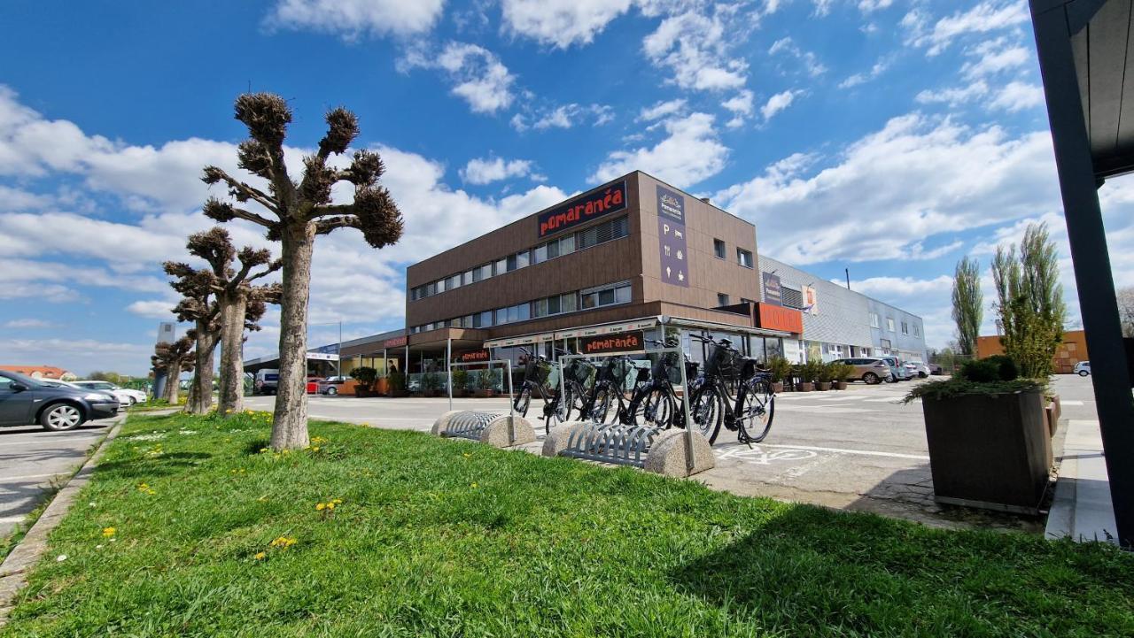 Hotel Pomaranca Птуй Екстер'єр фото