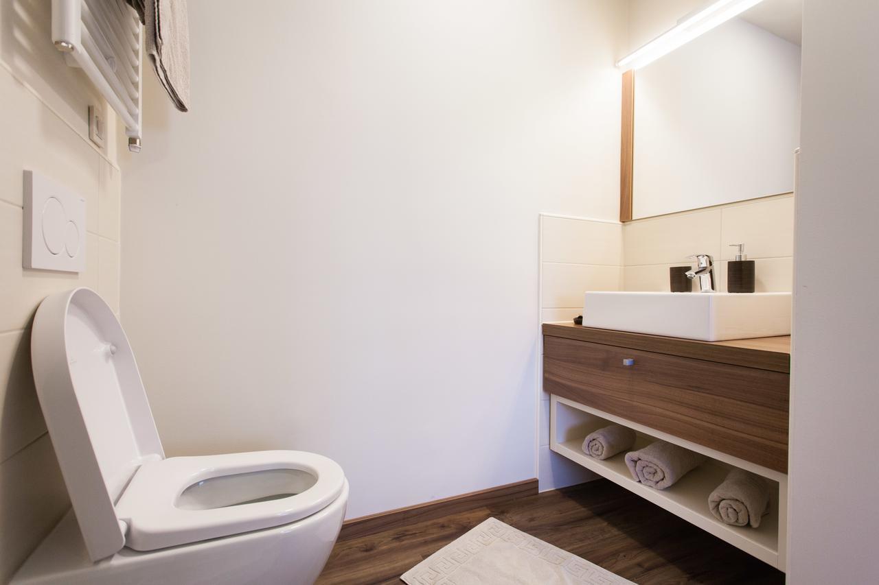Hotel Pomaranca Птуй Екстер'єр фото